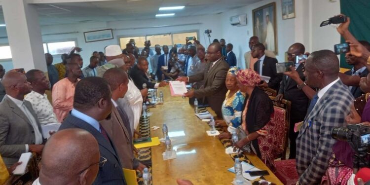 Vous avez bien dit « dialogue inclusif » ?