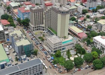 Les fonctionnaires, entre épuisement et frustration, après les changements des horaires de travail