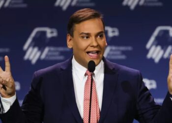 George Santos, le républicain élu député à l&rsquo;aide d&rsquo;un CV falsifié