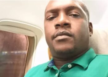 Sanfina de la CENTIF quitte le pays malgré l’interdiction de sortie émise à son encontre (Médiaguinée)