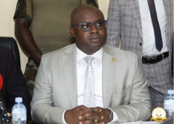 Le PM Bernard Gomou invite (à nouveau) les leaders des Forces vives de Guinée le lundi 13 mars