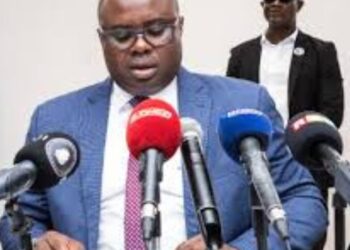 PRESSE-Bernard Gomou critique les journalistes qui « reçoivent de l&rsquo;argent des politiciens »