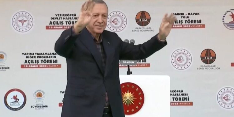 ELECTIONS TURQUIE – Le candidat Erdogan frôle de peu la majorité absolue et la victoire dès le premier tour
