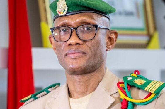 URGENT- Le général Ibrahima Sory Bangoura remplace le général Sadiba Koulibaly à la tête des armées guinéennes