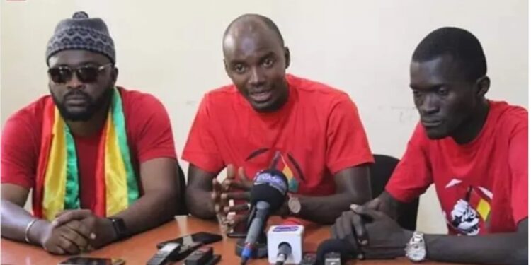 TRANSITION – Un leader du FNDC dit craindre un glissement du calendrier…