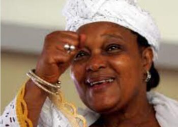 DEUIL- Hadja Rabiatou Sérah Diallo: hommage à l’héroïne d’une époque décisive (Par Abdoulaye Condé)