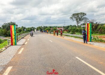 INFRASTRUCTURES – Le gouvernement inaugure la route Coyah-Farmoriah- Frontière Sierra Leone