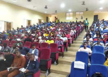 EDUCATION – Lancement de la campagne contre la drogue « kush » et les faux médicaments