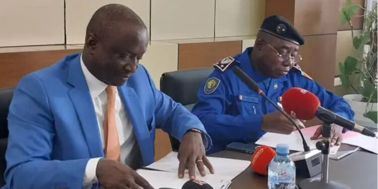 TRANSPORT MARITIME- la direction générale des douanes et Webb Fontaine signent une convention sur le tracking de marchandises