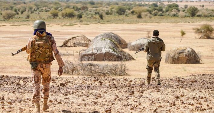 TERRORISME- « Bamako encerclé par les jihadistes…Le Sahel risque de s&rsquo;effondrer » : La sortie alarmante du ministre français des Armées