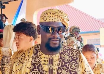 SATIRE A VUE- Doumbouya, les golems et la méthode Coué (Par Abdoulaye Top Sylla)