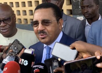 Dernière minute : L’ancien ministre de la Santé, Dr Péthé Diallo, aurait été arrêté (Guinéenews)