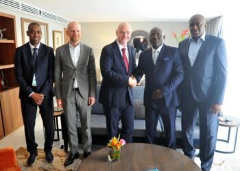 COUPE D&rsquo;AFRIQUE DES NATIONS- En marge de la compétition, le nouveau président de la FEGUIFOOT rencontre le patron de la FIFA