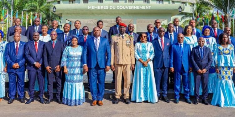 ACTUALITES- Turbulences politiques en Guinée : Dissolution gouvernementale déclenche un torrent de réactions