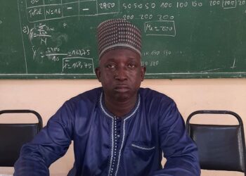 ACTUALITES- Grève syndicale à Kaloum : Les élèves délaissent les salles de classe, déplore le DCE Ibrahima Yattara