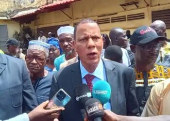 ACTUALITES- Grève imminente en Guinée : La FESABAG appelle les employés bancaires à boycotter le travail