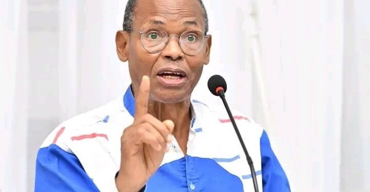 LIBRE-OPINION- Guinée : “ Déclin de la responsabilité d&rsquo;État sous le prisme de l&rsquo;arrogance” – Par Tierno Monénembo »