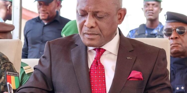 PRESSE-Le Ministre de l&rsquo;information et de la communication de Guinée s&rsquo;engage à soutenir les médias en difficulté