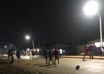 ACTUALITES- Troubles nocturnes à Conakry : Des enfants laissés pour compte perturbent la quiétude durant le mois de Ramadan