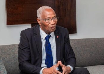 Politique- Guinée: «Nous devons travailler à une décrispation politique», annonce le Premier ministre Bah Oury