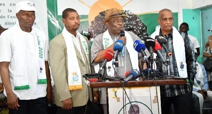 POLITIQUE- Édouard Zoutomou Kpogomou défend la Constitution de 2010 : Une voix discordante dans le débat constitutionnel guinéen