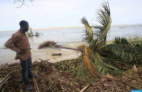 ENVIRONNEMENT- L&rsquo;érosion côtière étouffe les terres fertiles de Kaback : L&rsquo;appel à l&rsquo;action pour restaurer l&rsquo;agriculture