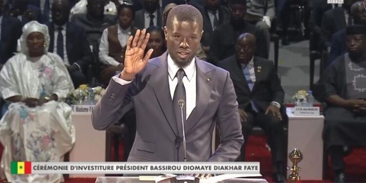 ETRANGER- Une ascension fulgurante : Bassirou Diomaye Faye devient le cinquième président du Sénégal après avoir juré fidélité à la nation