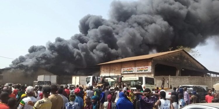 ACTUALITES- Incendies électriques : le ministre Camara dénonce les branchements clandestins et la mauvaise qualité des câbles