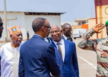 ACTUALITES-Le Premier ministre BAH Oury en route pour Kigali : Les secrets d&rsquo;une mission gouvernementale révélés !