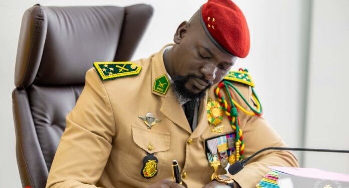 ACTUALITES- Remaniement ministériel : Mamadi Doumbouya nomme et permute plusieurs secrétaires généraux