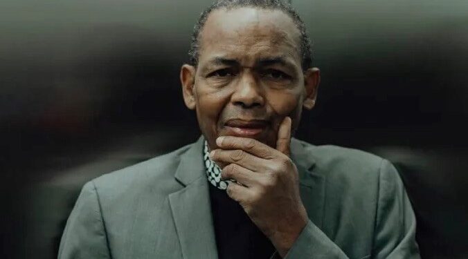 ACTUALITES- Guinée : Entre ténèbres et incendies – Le brasier d&rsquo;une nation en proie à l&rsquo;excessif (Par Tierno Monénembo)