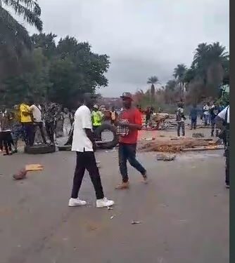ACTUALITES- Manifestation étudiante à l&rsquo;université Foulaya de Kindia : Un accident mortel déclenche la colère