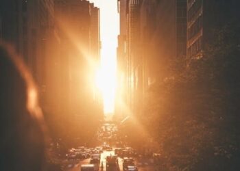 ETRANGER- Circulation paralysée à New York : des centaines de passants troublés par un phénomène étonnant