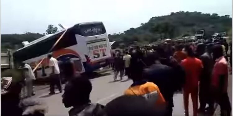 ACTUALITES- Éclair de tragédie : Le réveil funeste sur la route de Manakrö