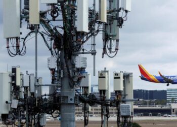 ETRANGER- Chaos Global : Une Panne Informatique Géante Paralyse les Transports et Services d&rsquo;Urgence