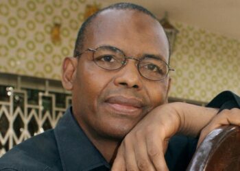 ACTUALITES- Une constitution sur mesure : Doumbouya, le nouveau tailleur de la République