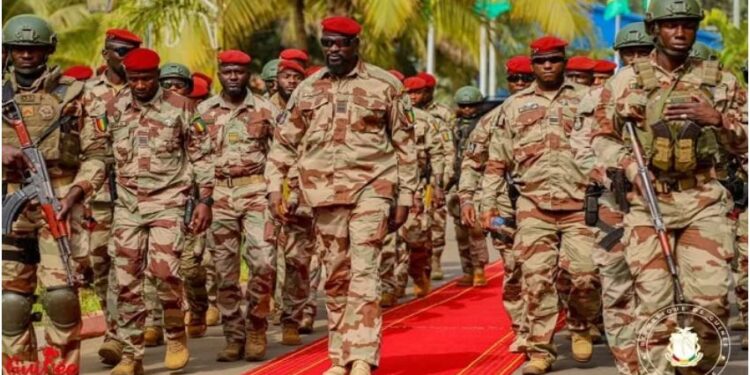 ACTUALITES/ Guinée : Trois ans après le coup d’État, des critiques émergent sur la gestion du pouvoir de la transition