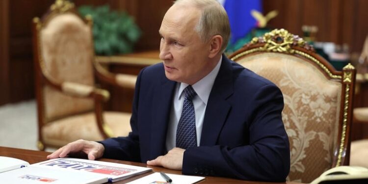 ETRANGER- Sabotages Russes : Poutine Intensifie le Chaos en Europe, Alerte du MI5