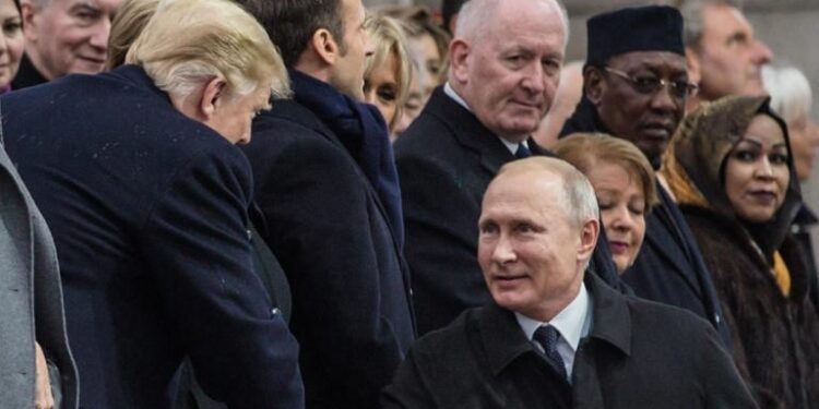 ETRANGER- Trump traite Poutine de génie