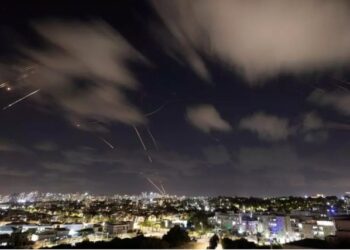 ETRANGER- Les États-Unis sanctionnent le secteur pétrolier iranien après les frappes contre Israël