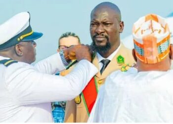 ARMEES- Guinée : Le Général Mamadi Doumbouya décoré de hautes distinctions nationales