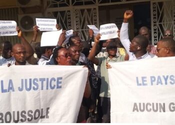 EDUCATION- Frustration et désillusion : Des enseignants-chercheurs en grève pour la justice à Conakry