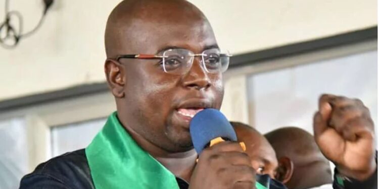 POLITIQUE- L&rsquo;UFDG en plein effort pour éviter des sanctions