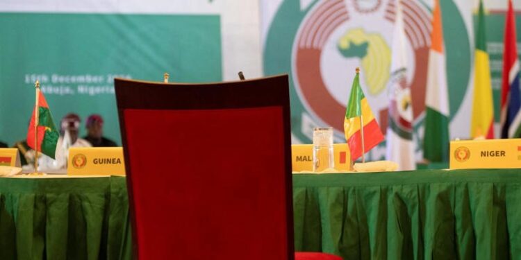 ETRANGER- Tensions entre le Niger et le Nigeria : la Cedeao défend son membre accusé de complot terroriste