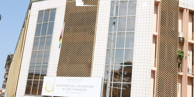 ECONOMIE- Guinée 2024 : Résilience et Redressement Économique au Cœur d’une Année Turbulente