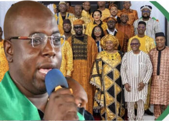 POLITIQUE – Immersion gouvernementale : Opération de charme ou dérive autoritaire ?