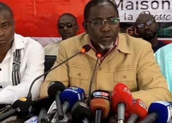 POLITIQUE – Transition en Guinée : des proches de Doumbouya accusés de freiner le retour à l’ordre constitutionnel