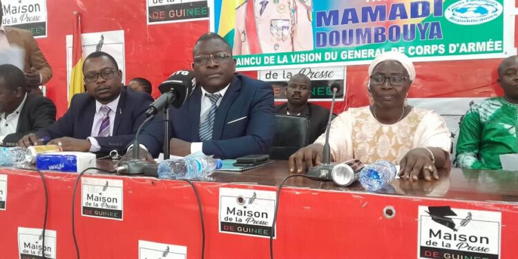 POLITIQUE – Les Forces Patriotes Républicaines appellent à élire Doumbouya : « Le CNRD a fait en 3 ans ce que d’autres n’ont pas fait en 11 »