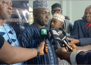 ACTUALIES- Pèlerins de l’ombre : plongée dans les filières clandestines vers La Mecque