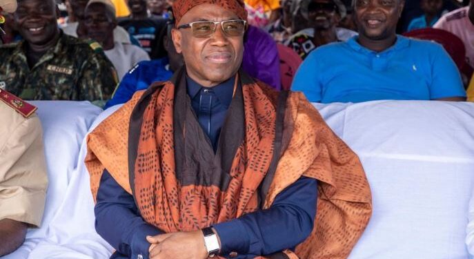 ACTUALITES- À Lola, le recensement prend des allures de meeting politique : le ministre du Budget en campagne pour le RAVEC et pour Doumbouya